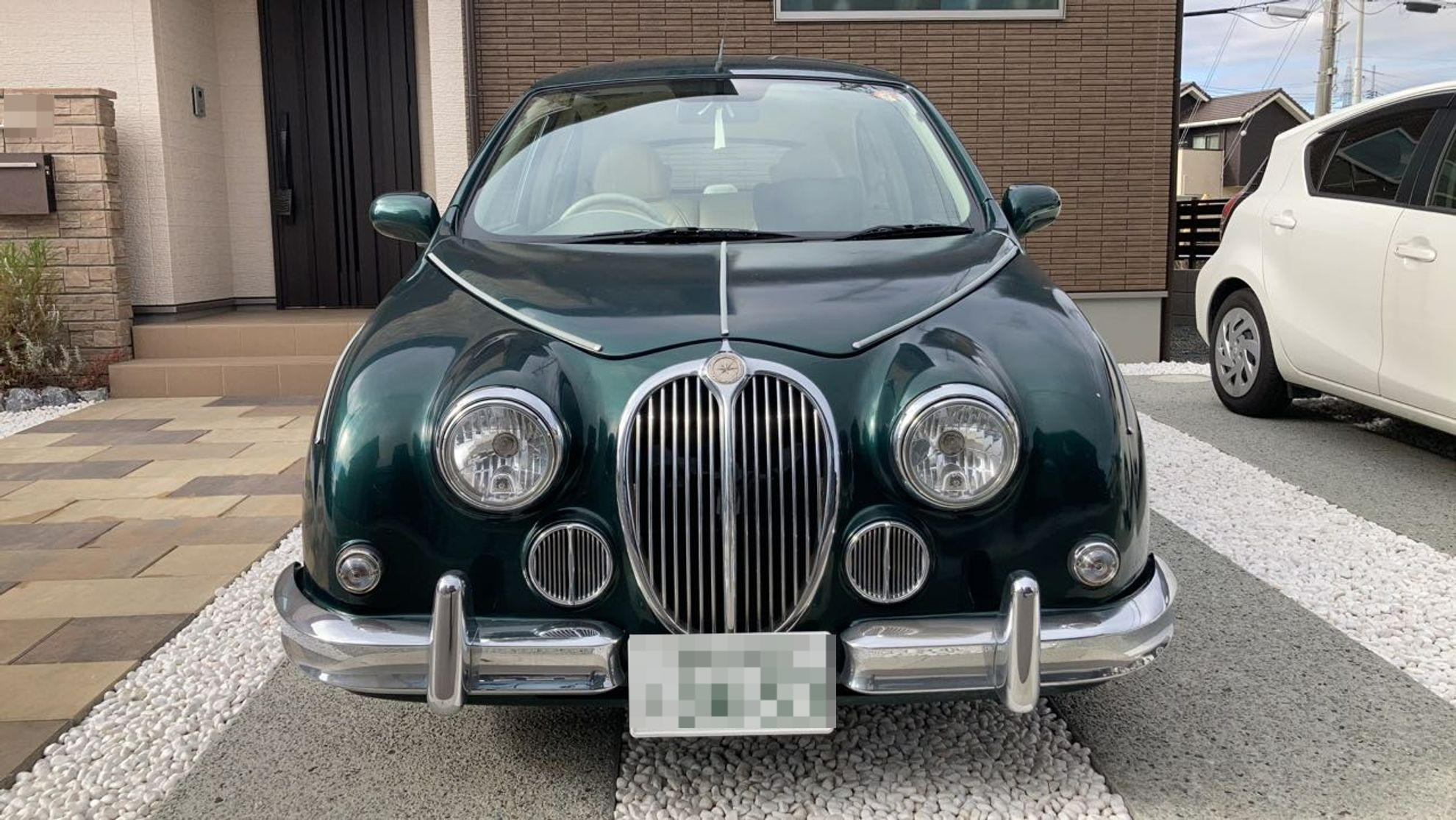 外装前方