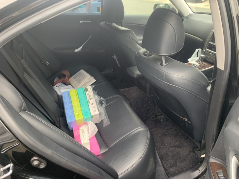 内装後方シート