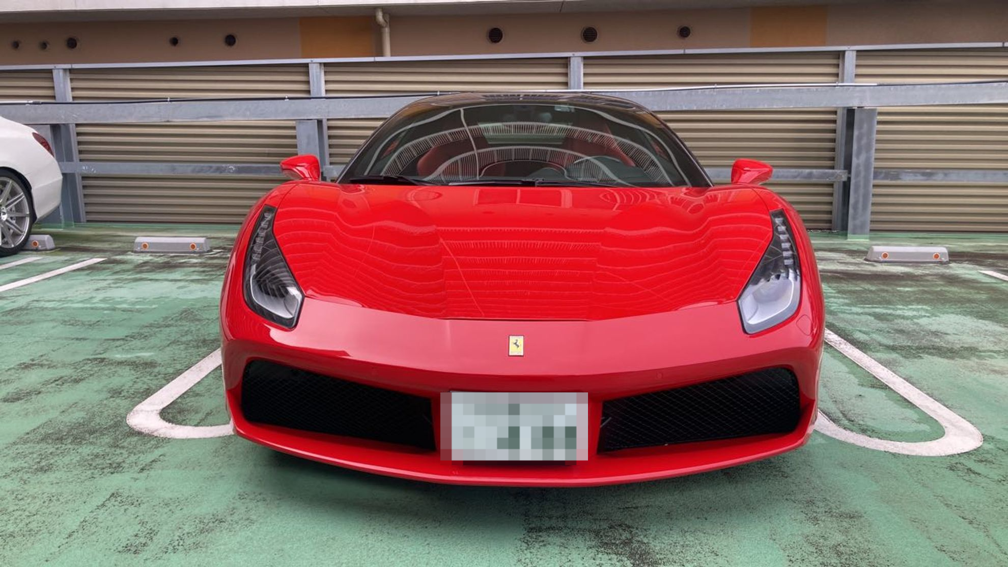 外装前方