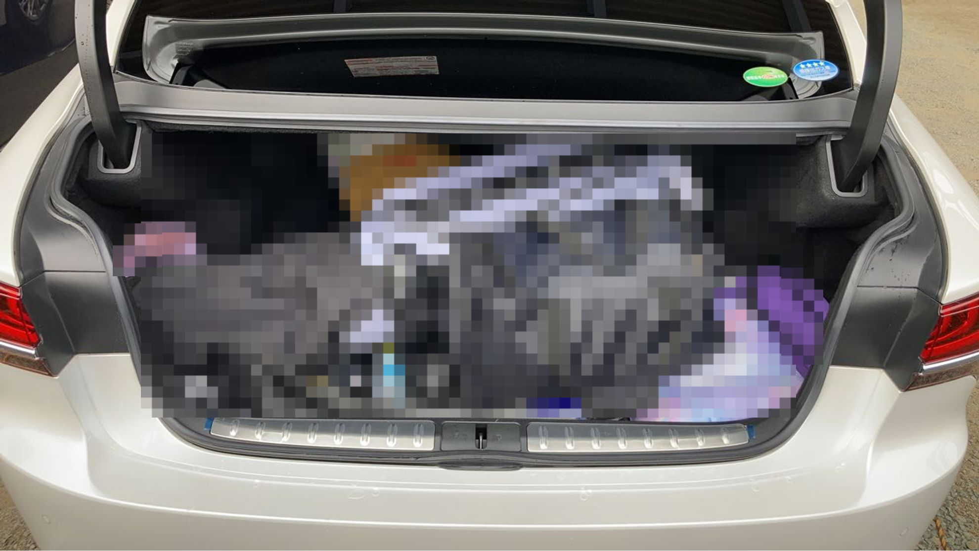 内装トランク
