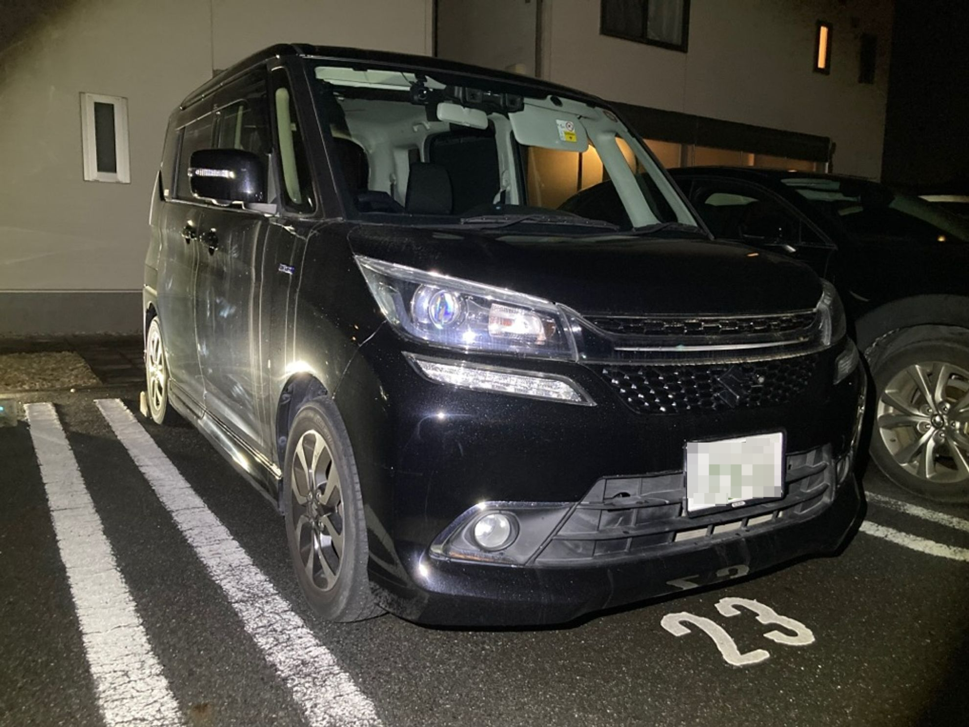 外装右前