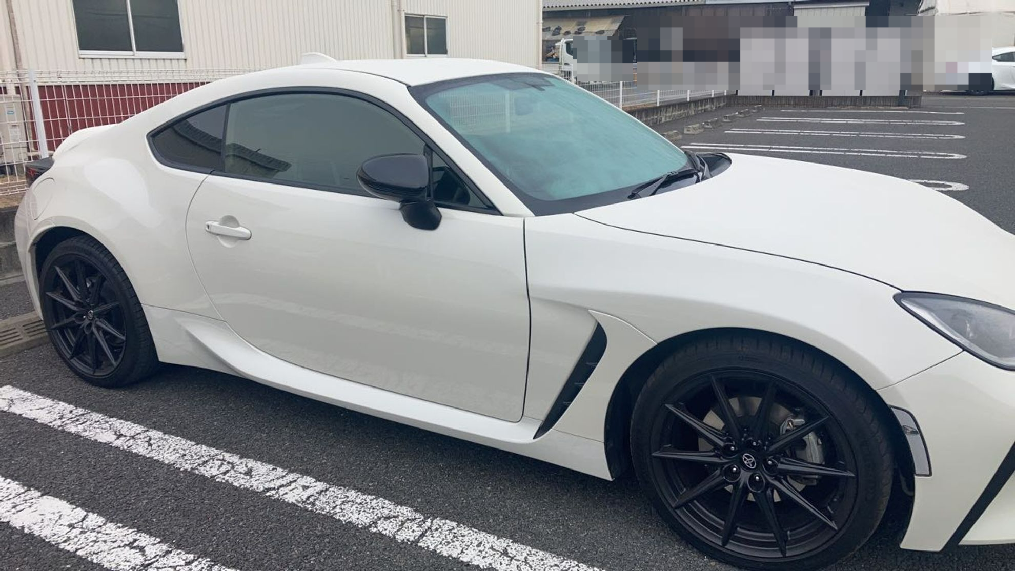 外装右