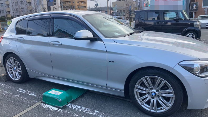 外装右
