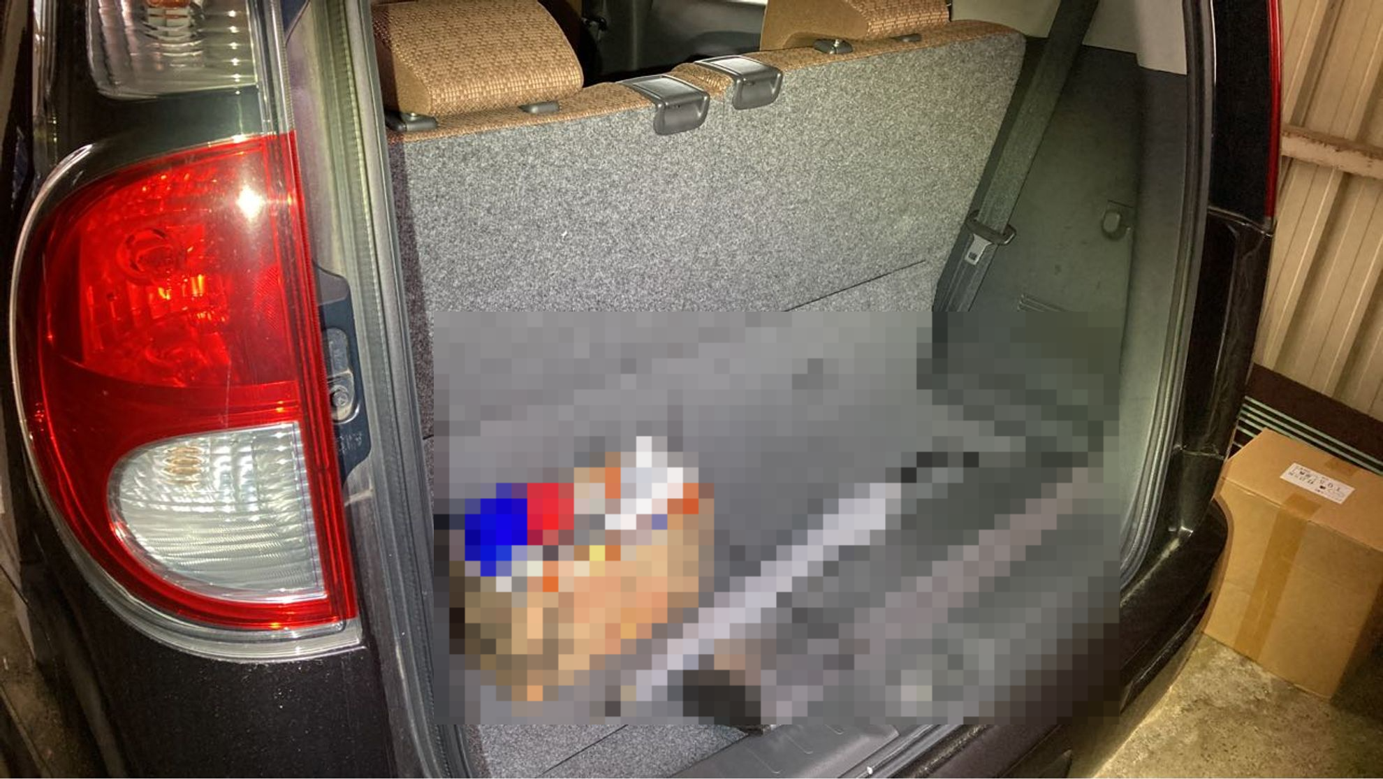 内装トランク