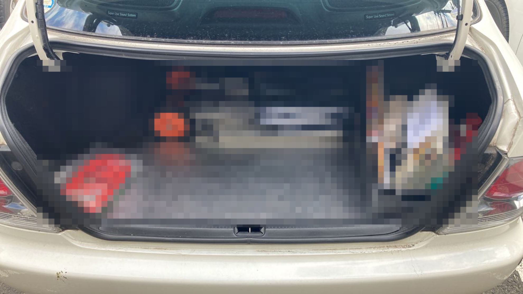 内装トランク