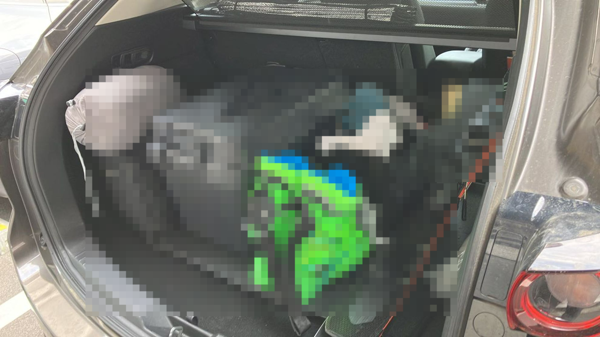 内装トランク