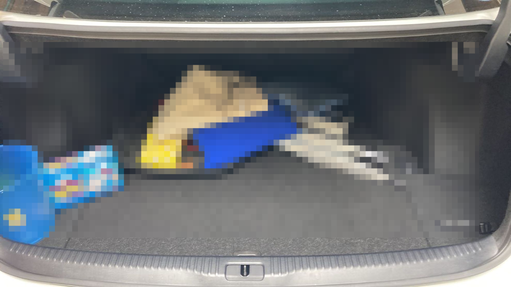 内装トランク