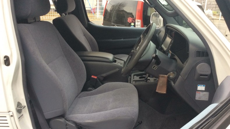 内装前方シート