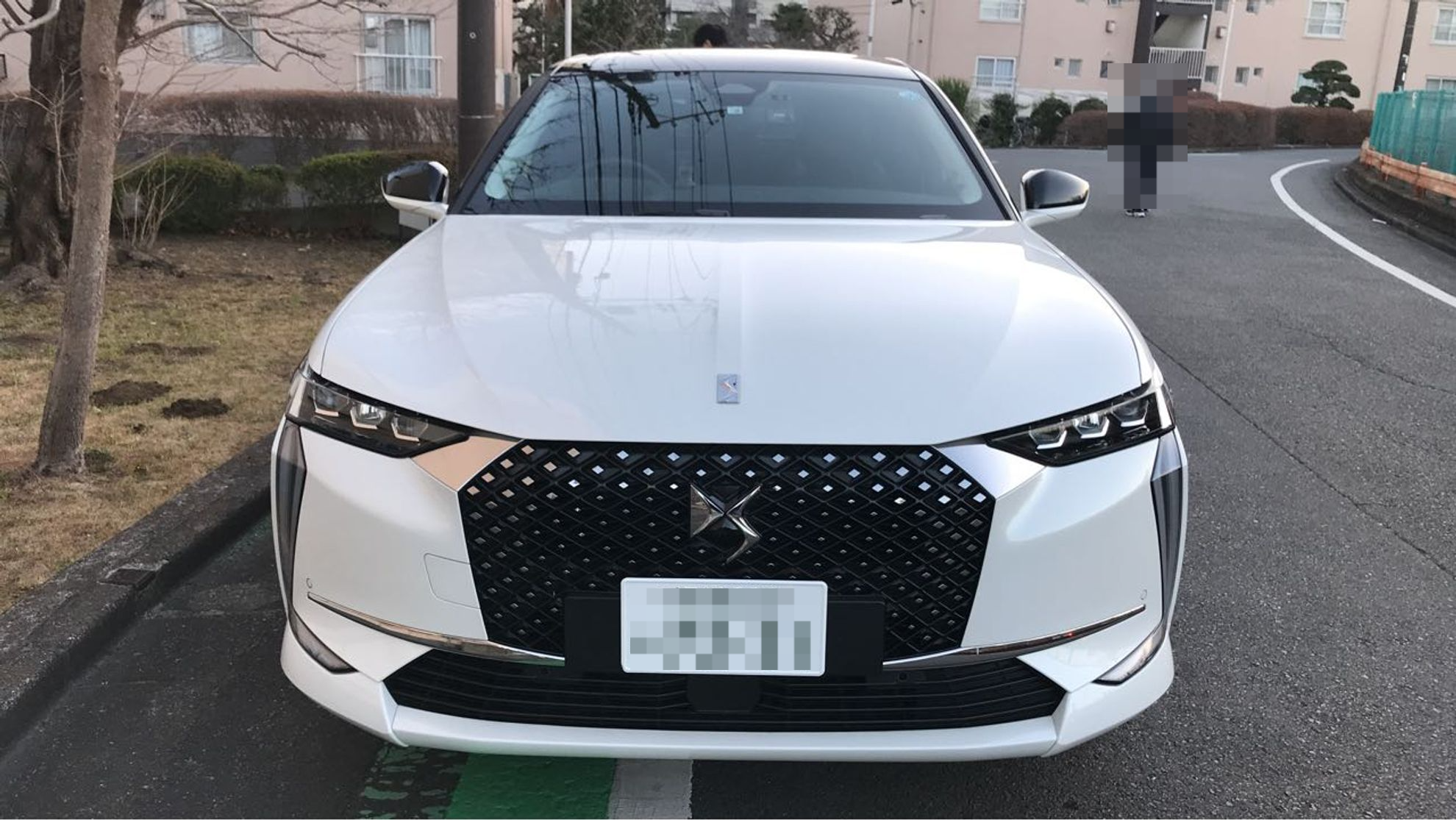 外装前方