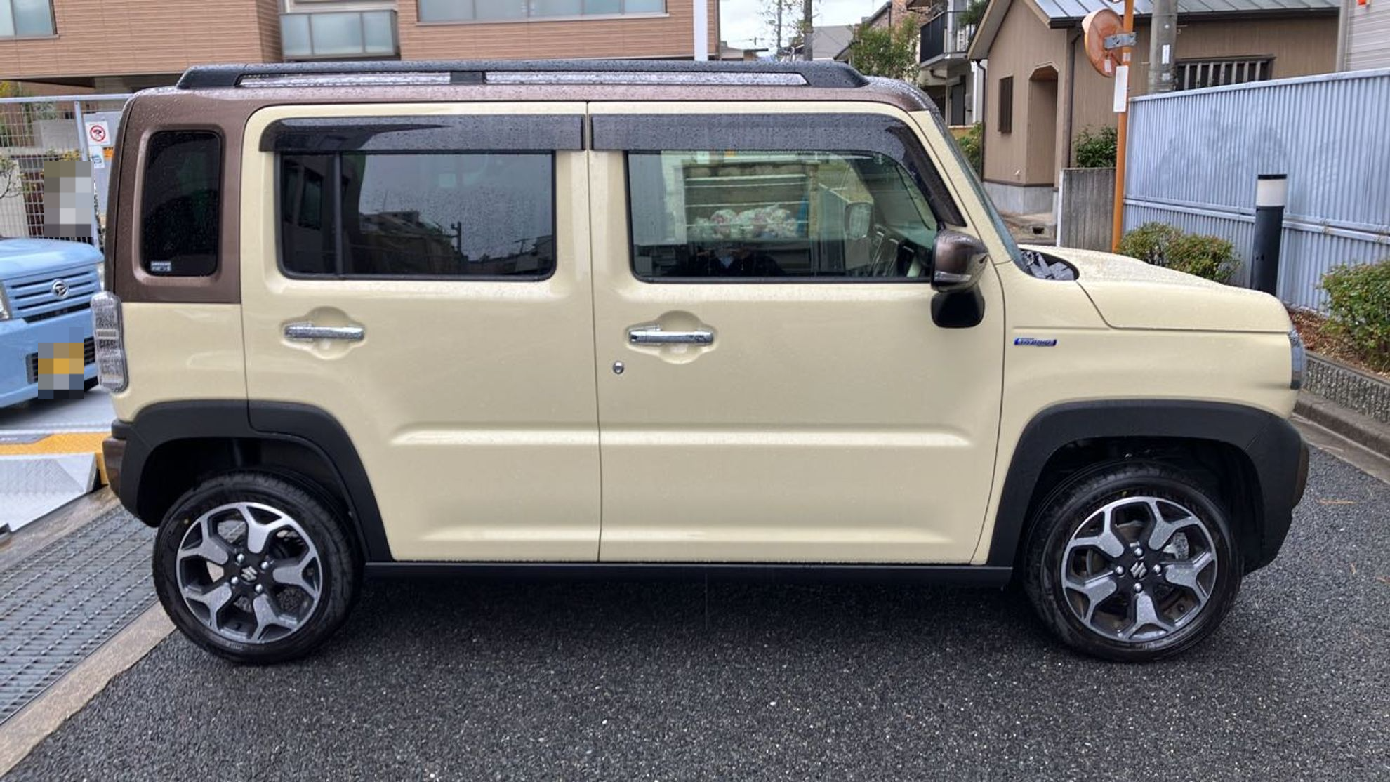 外装右