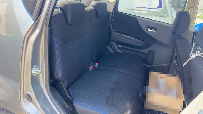 内装後方シート