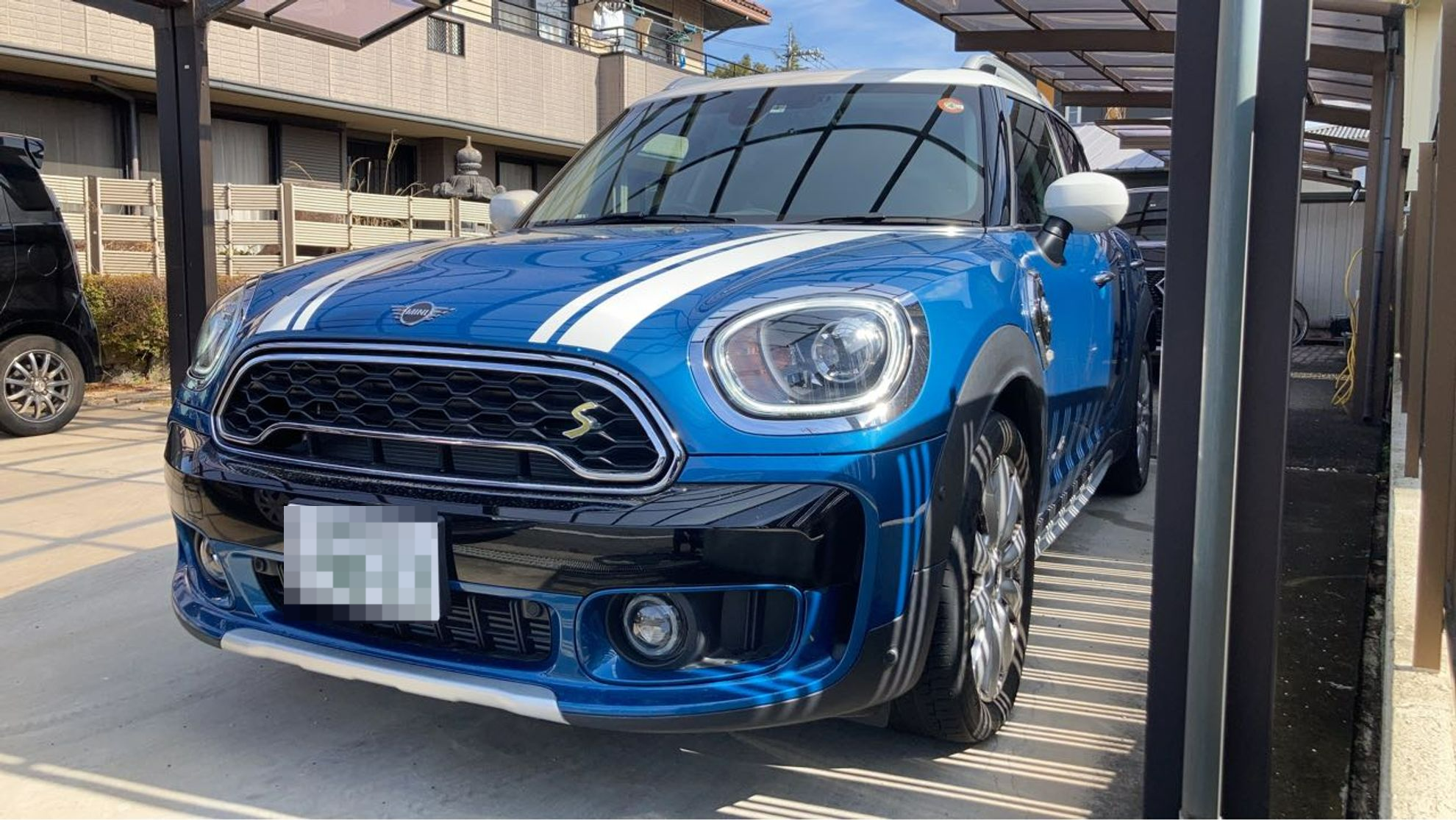 car_main_img