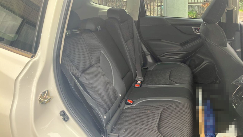 内装後方シート