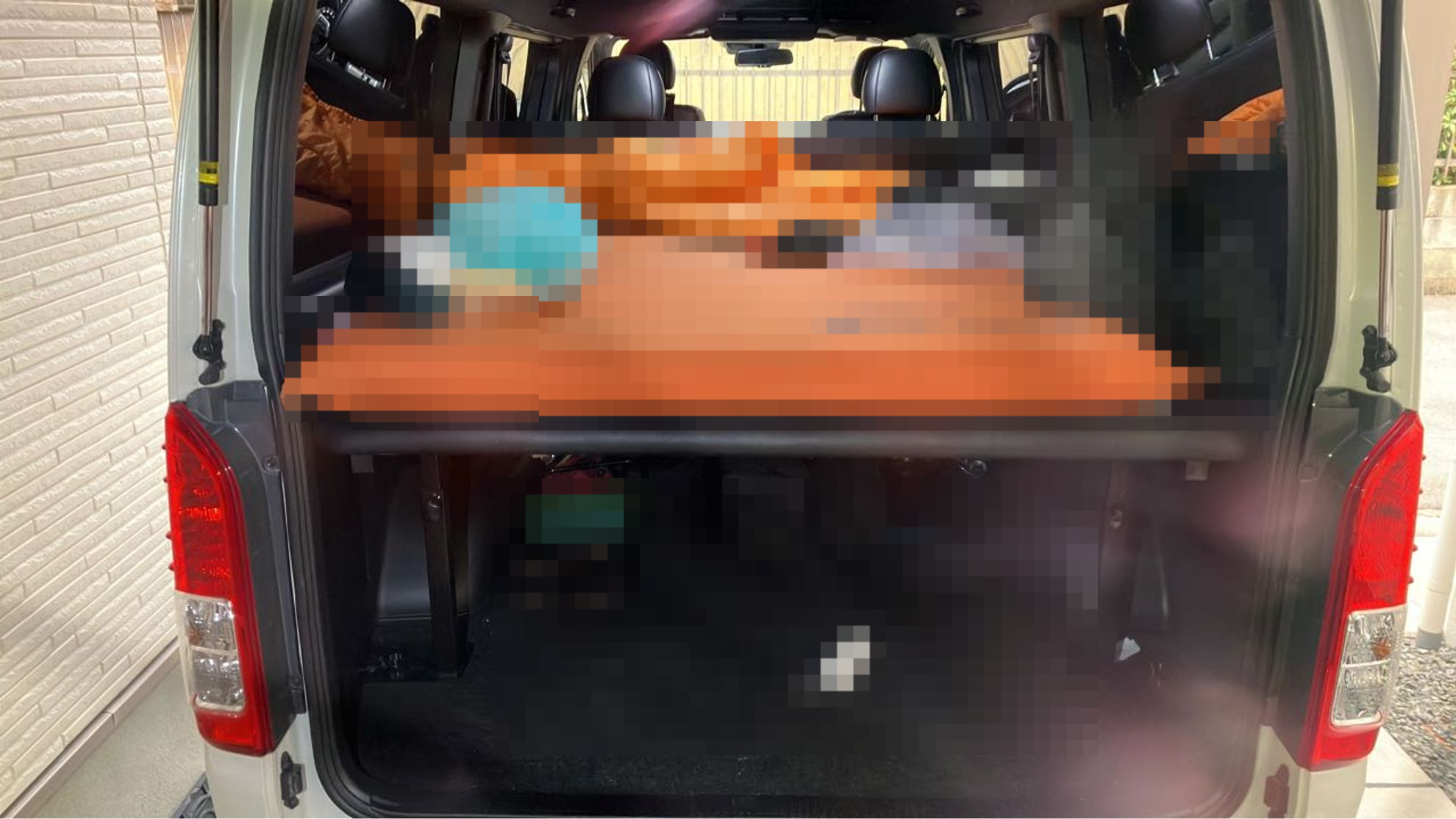 内装トランク