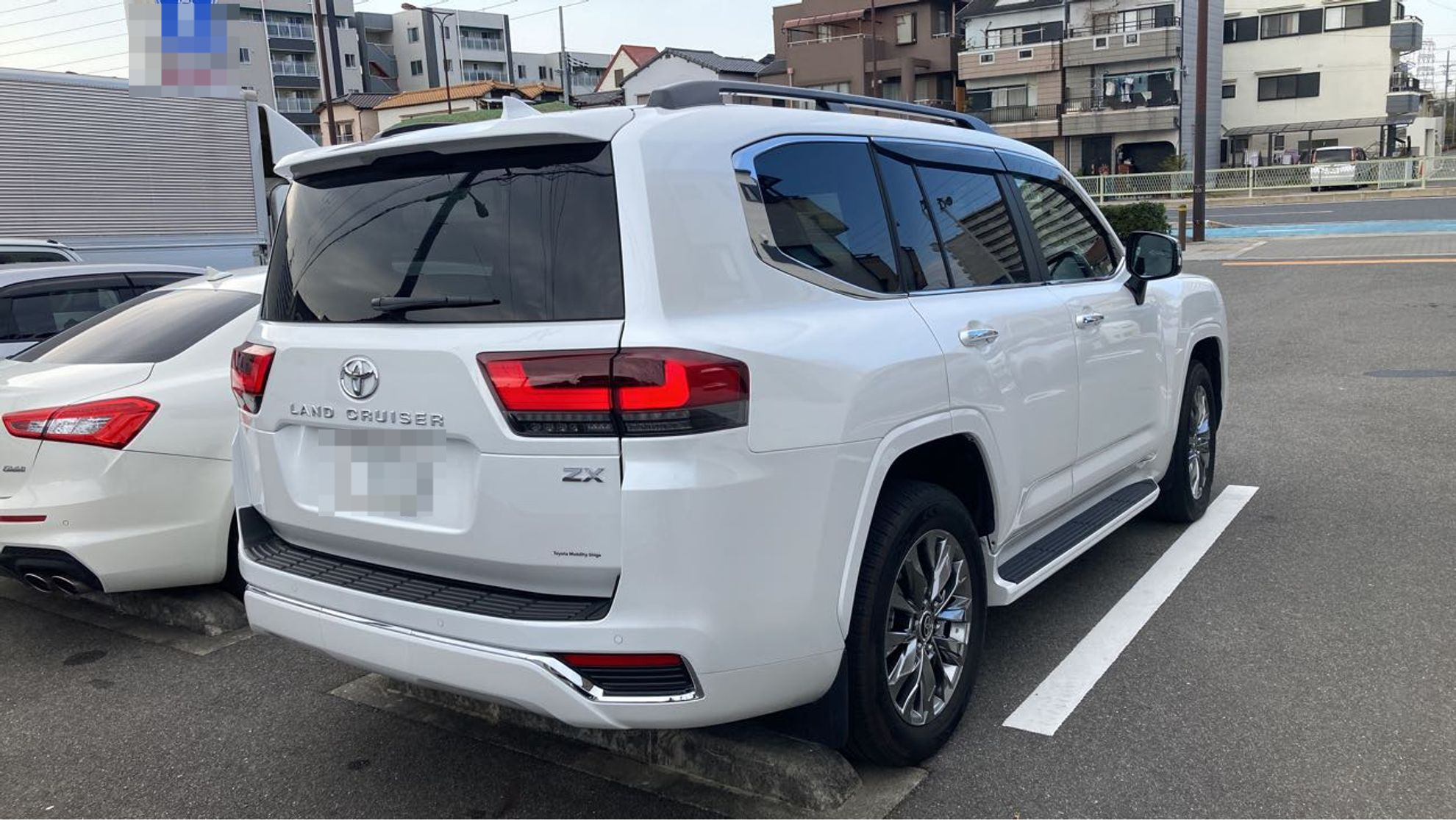 サイズ豊富！完売前に IVORY RANCHER アイボリー ランドクルーザー ZX[1万km/2022年式]の買取実績 | 中古車を
