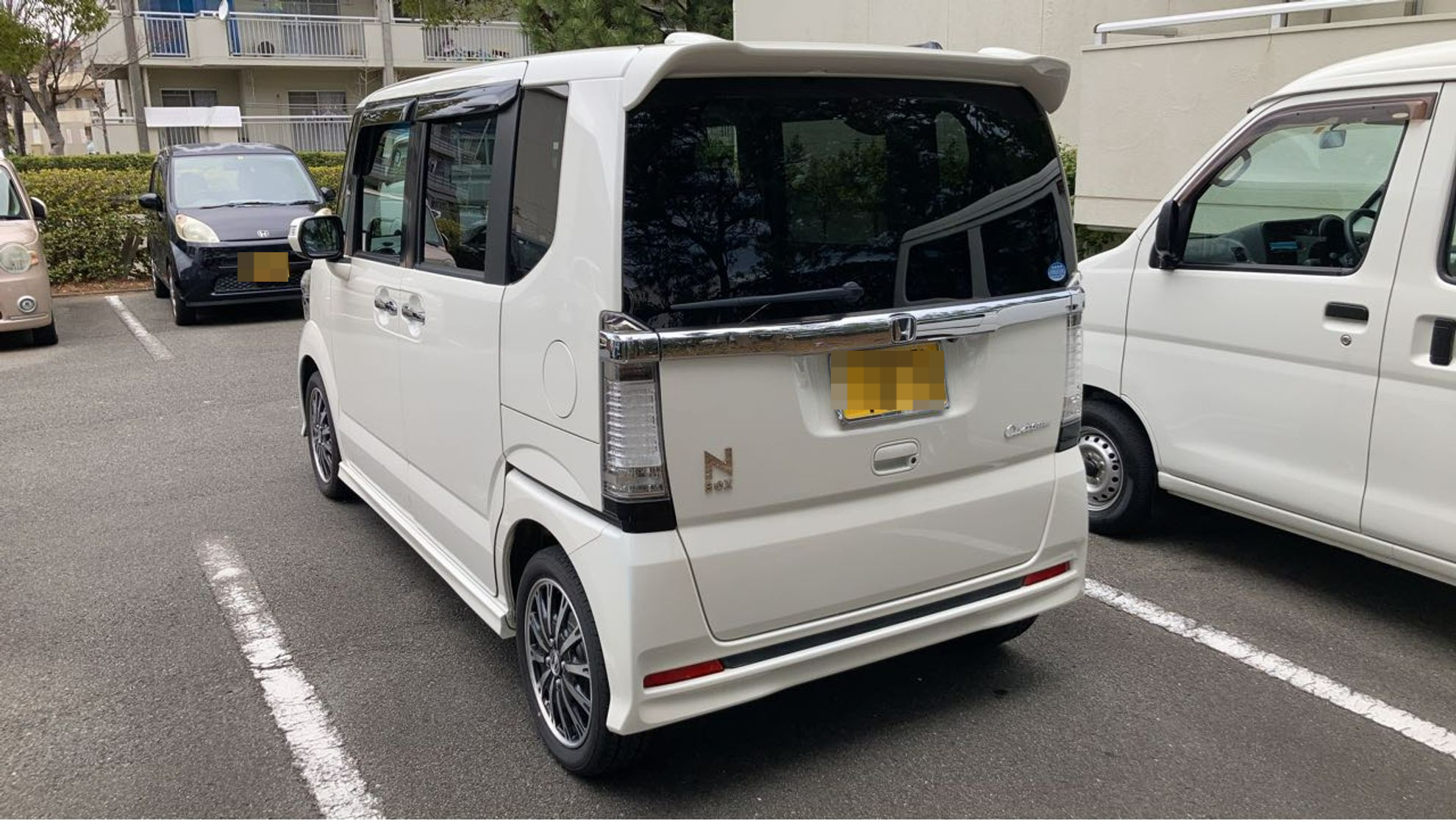 外装左後方