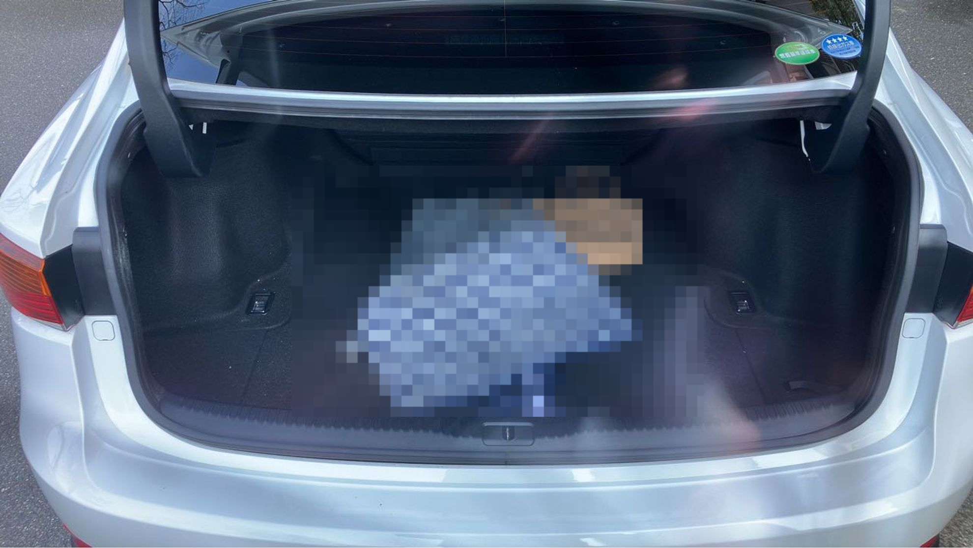 内装トランク