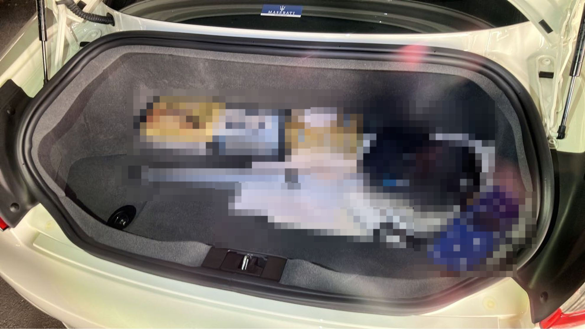 内装トランク