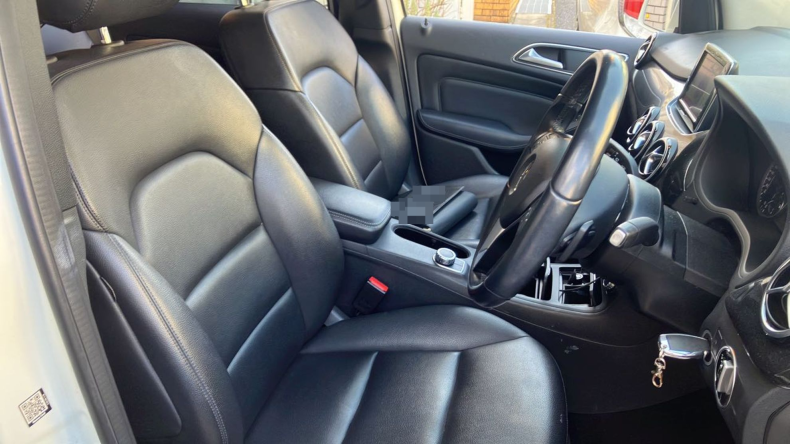 内装前方シート