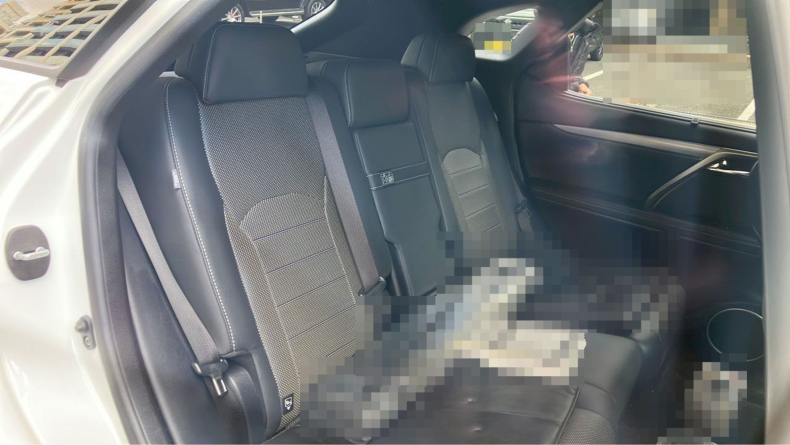 内装後方シート