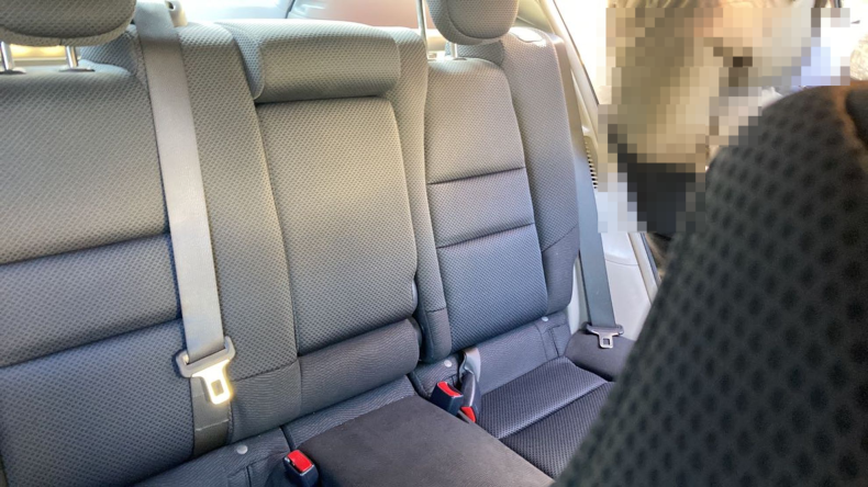 内装後方シート