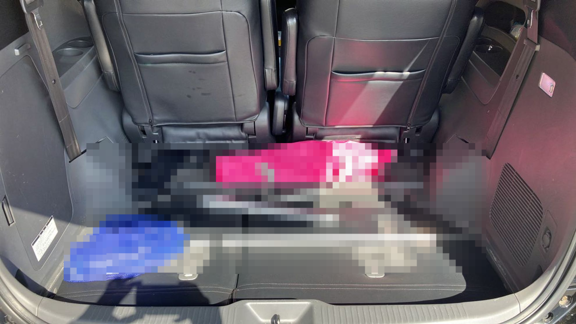 内装トランク