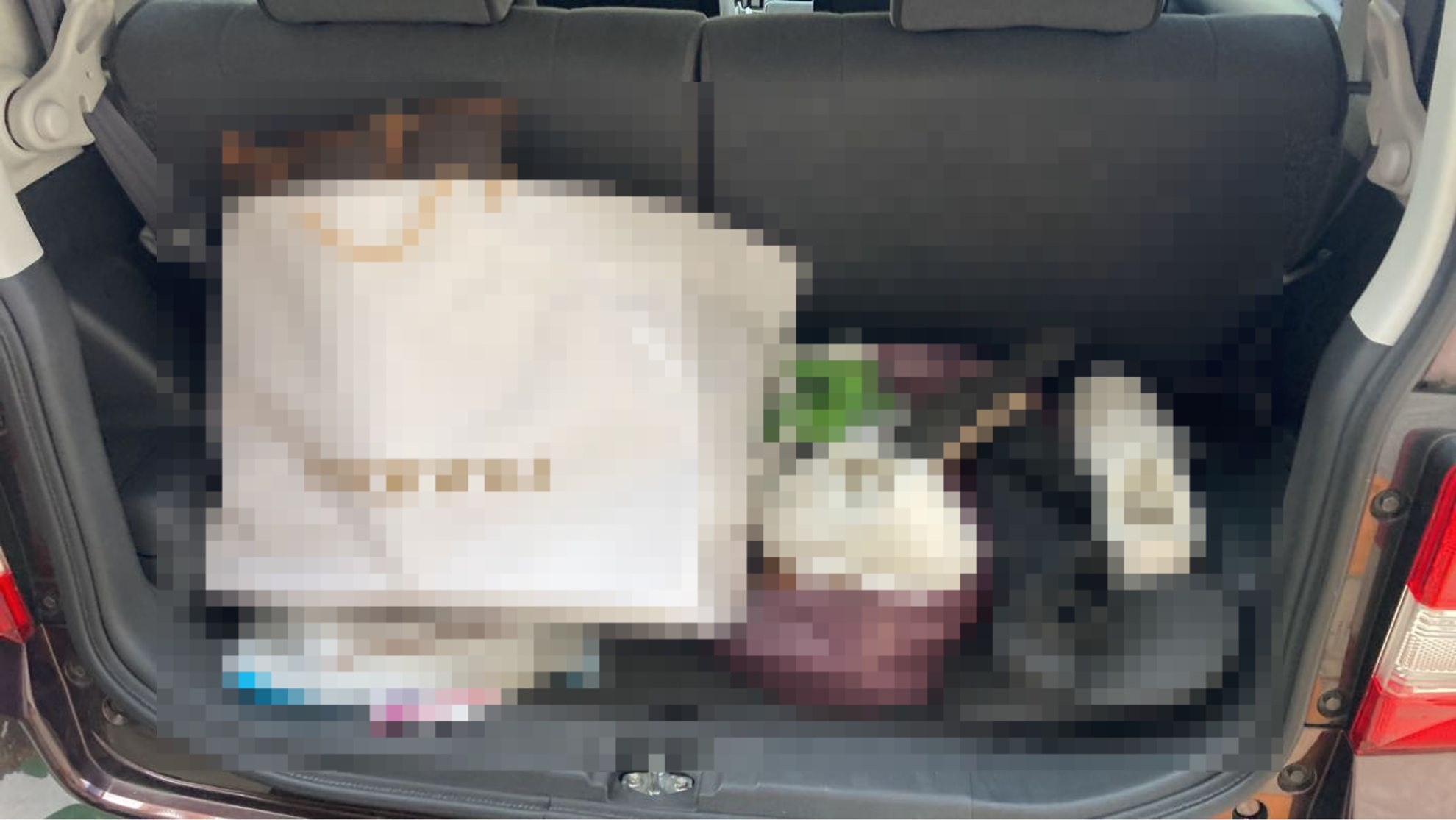 内装トランク
