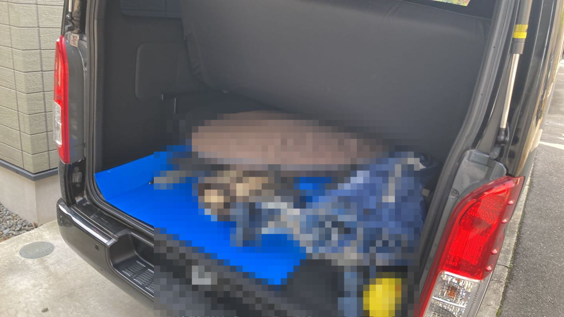 内装トランク
