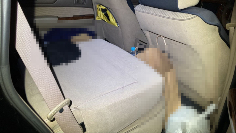 内装後方シート