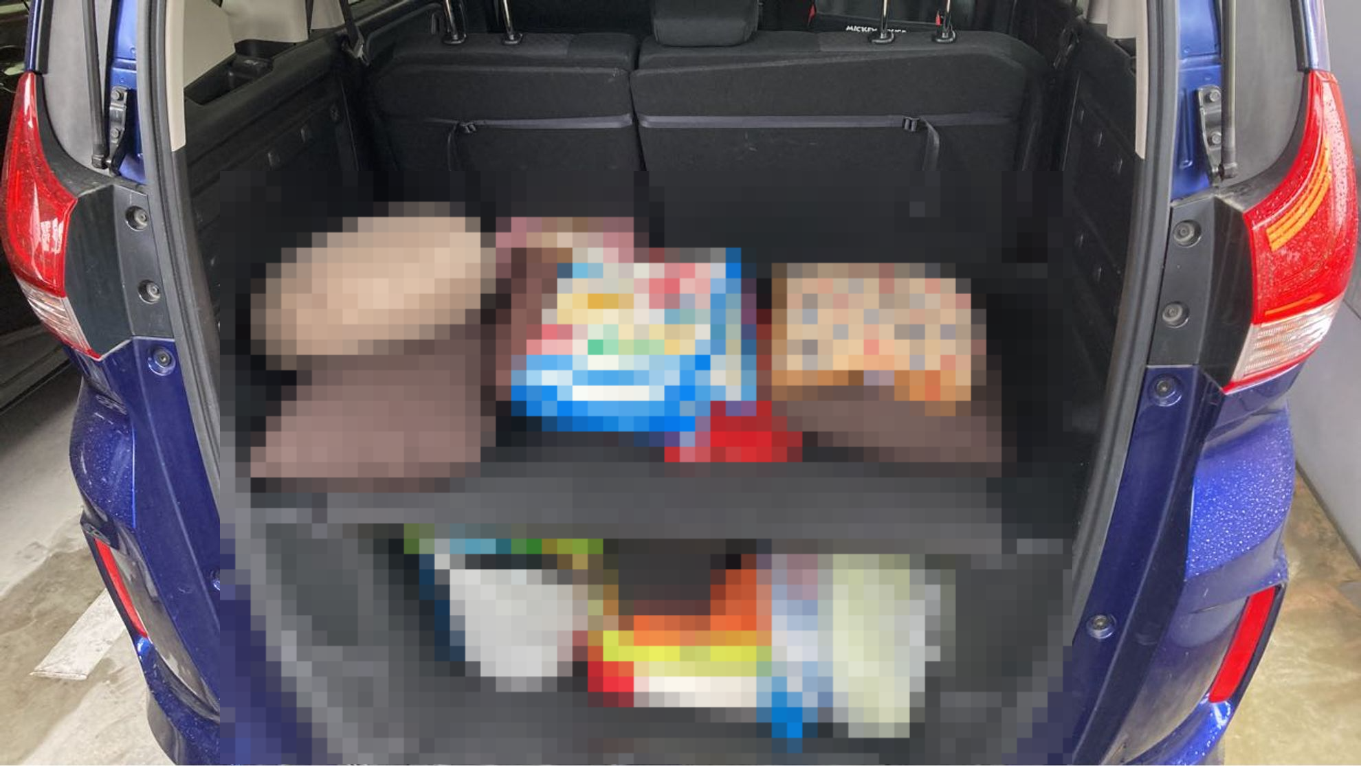 内装トランク