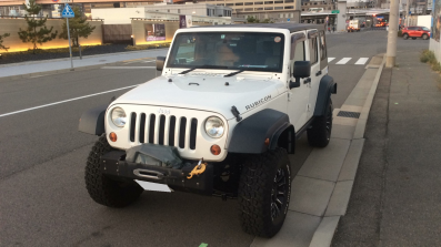 car_main_img