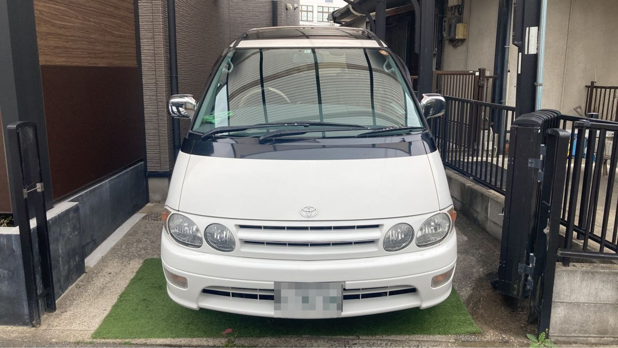 外装前方