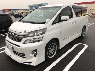 car_main_img
