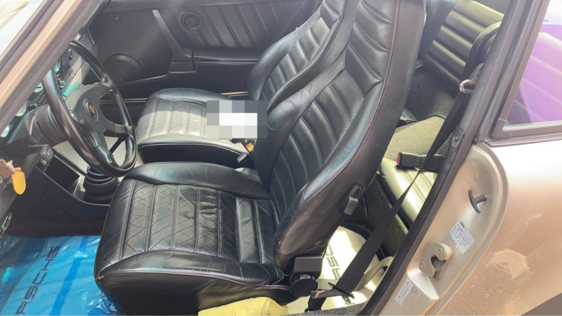 内装前方シート