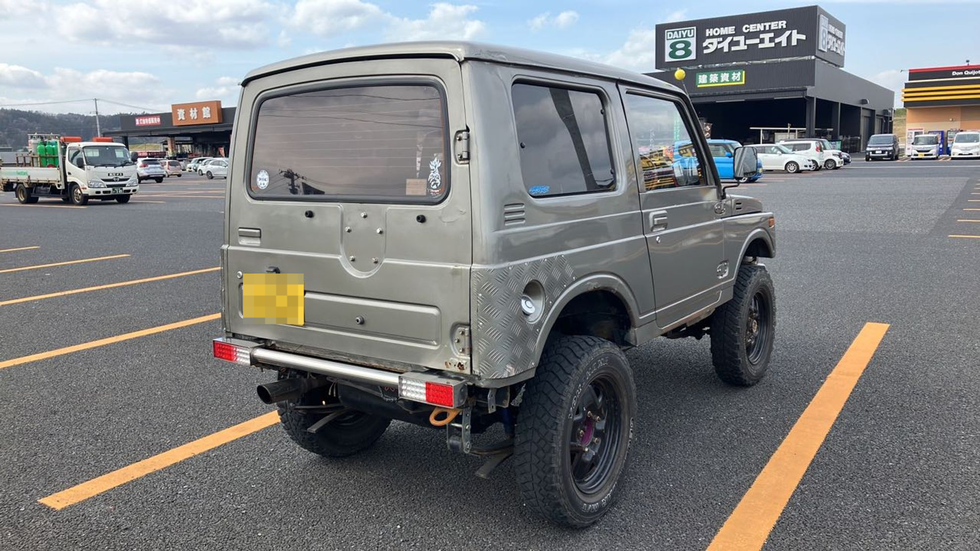 外装右後