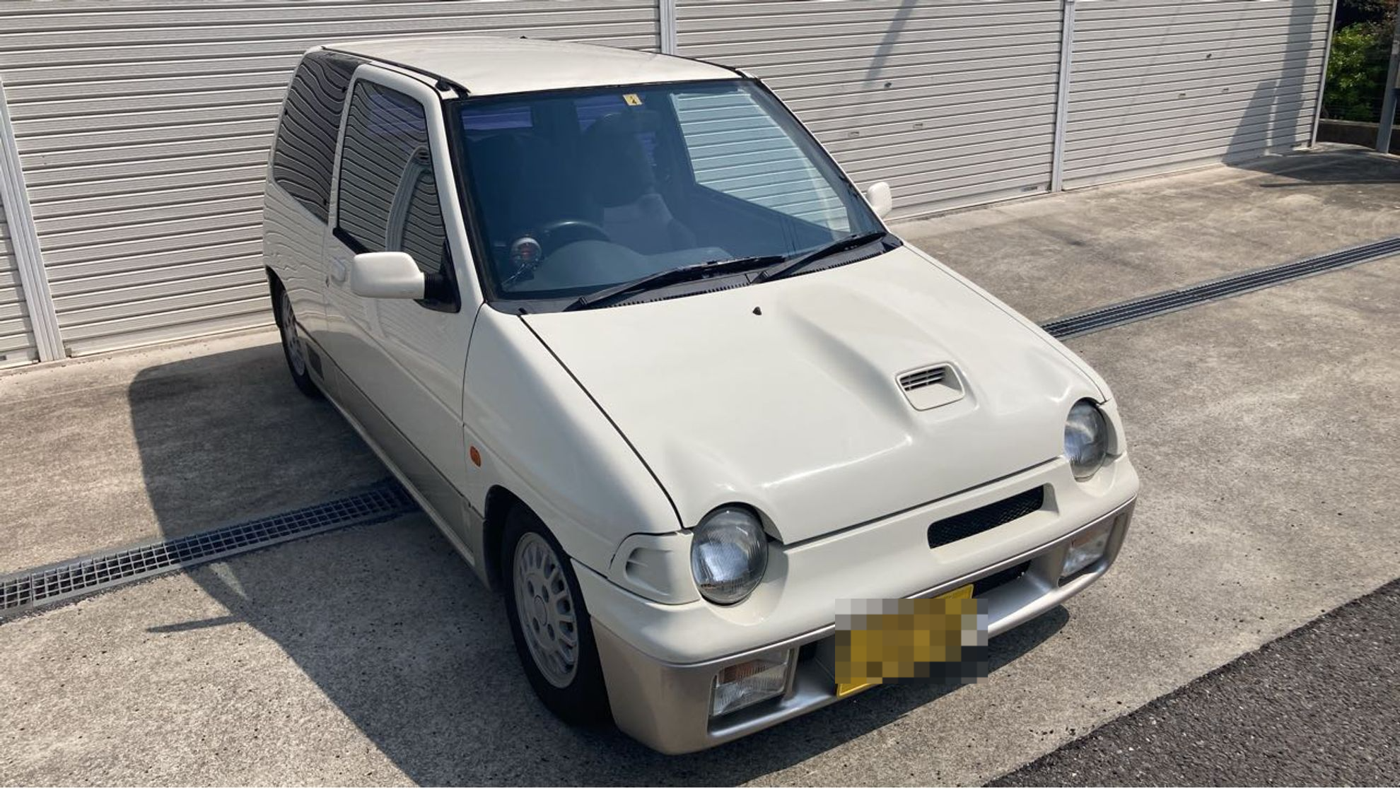 外装右前