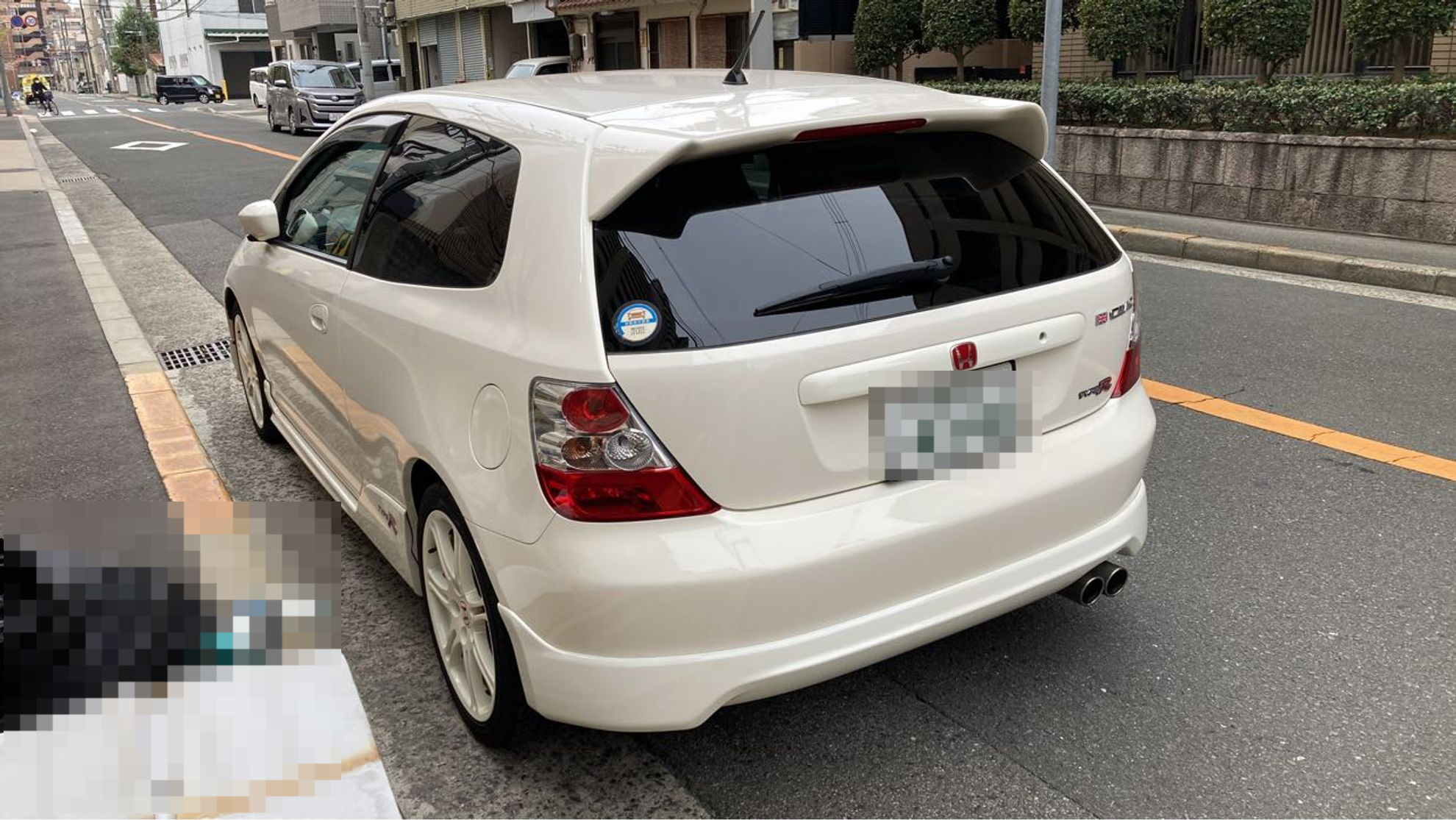 外装左後方