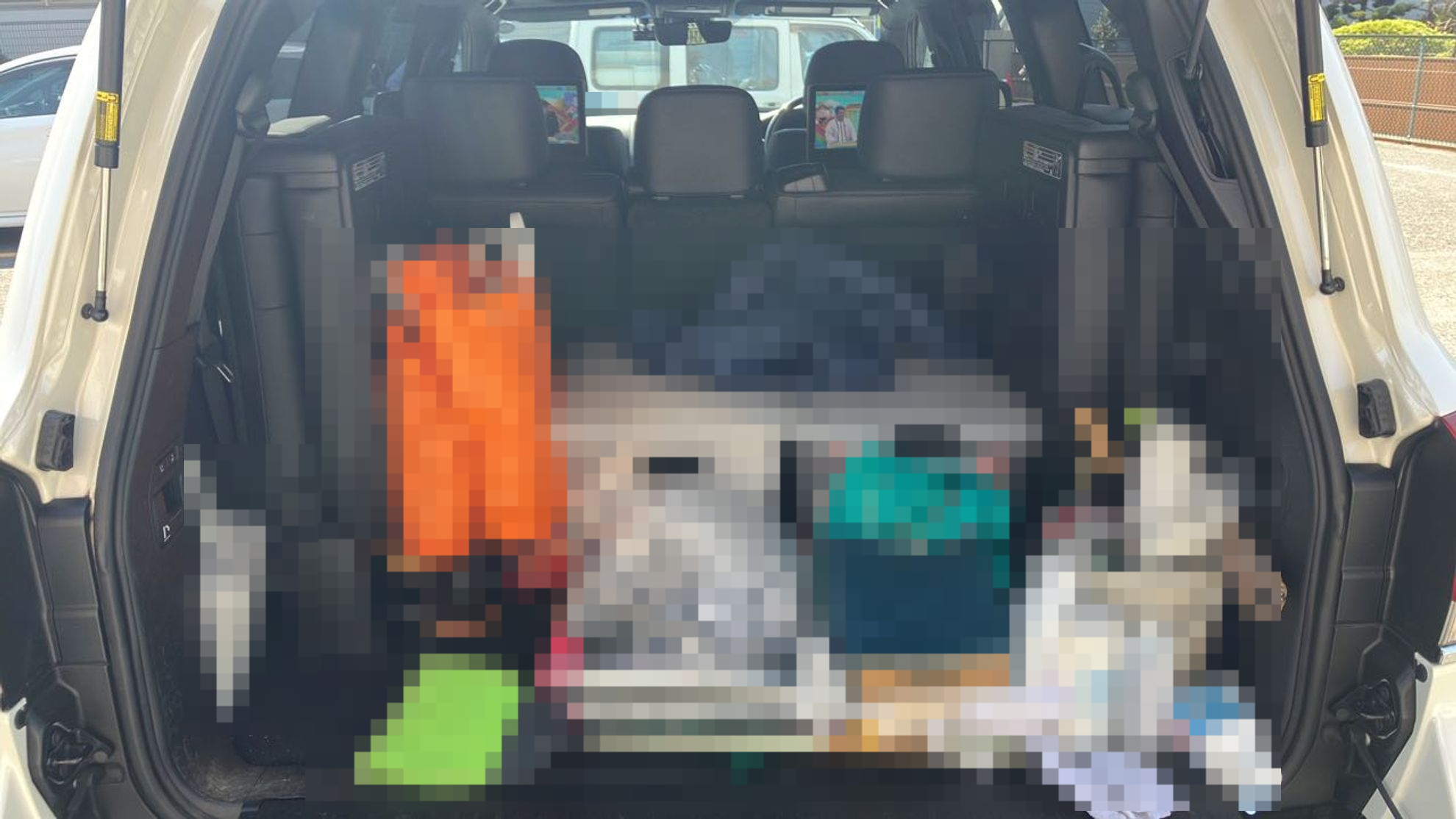 内装トランク