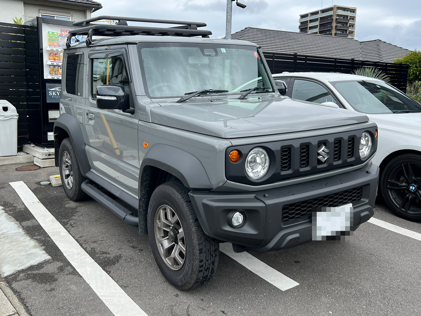 外装右前