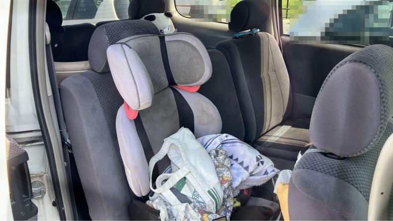 内装後方シート