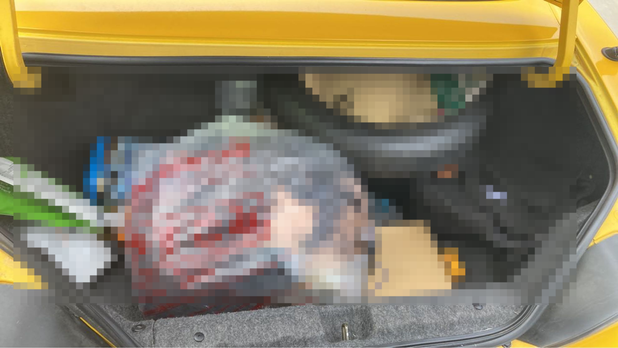 内装トランク