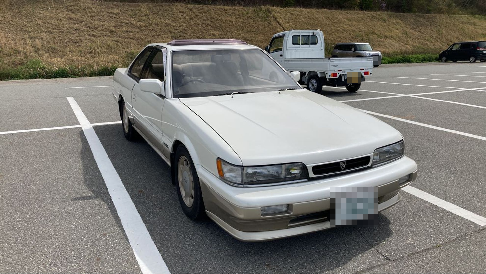 外装右前