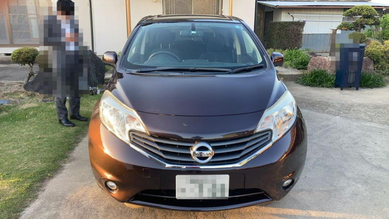 外装前方