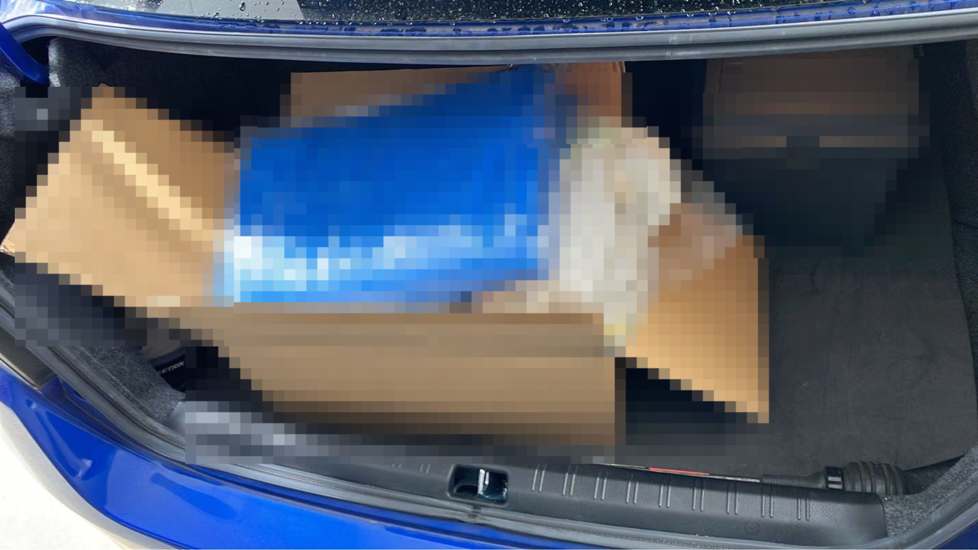 内装トランク
