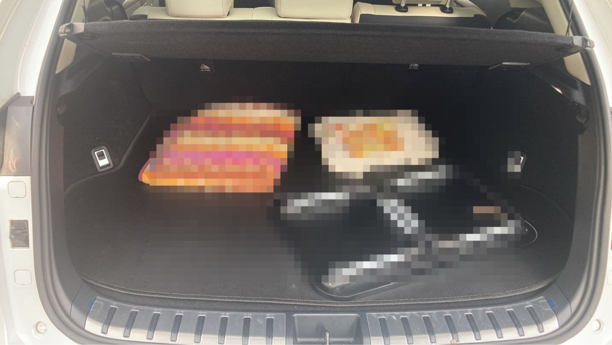 内装トランク