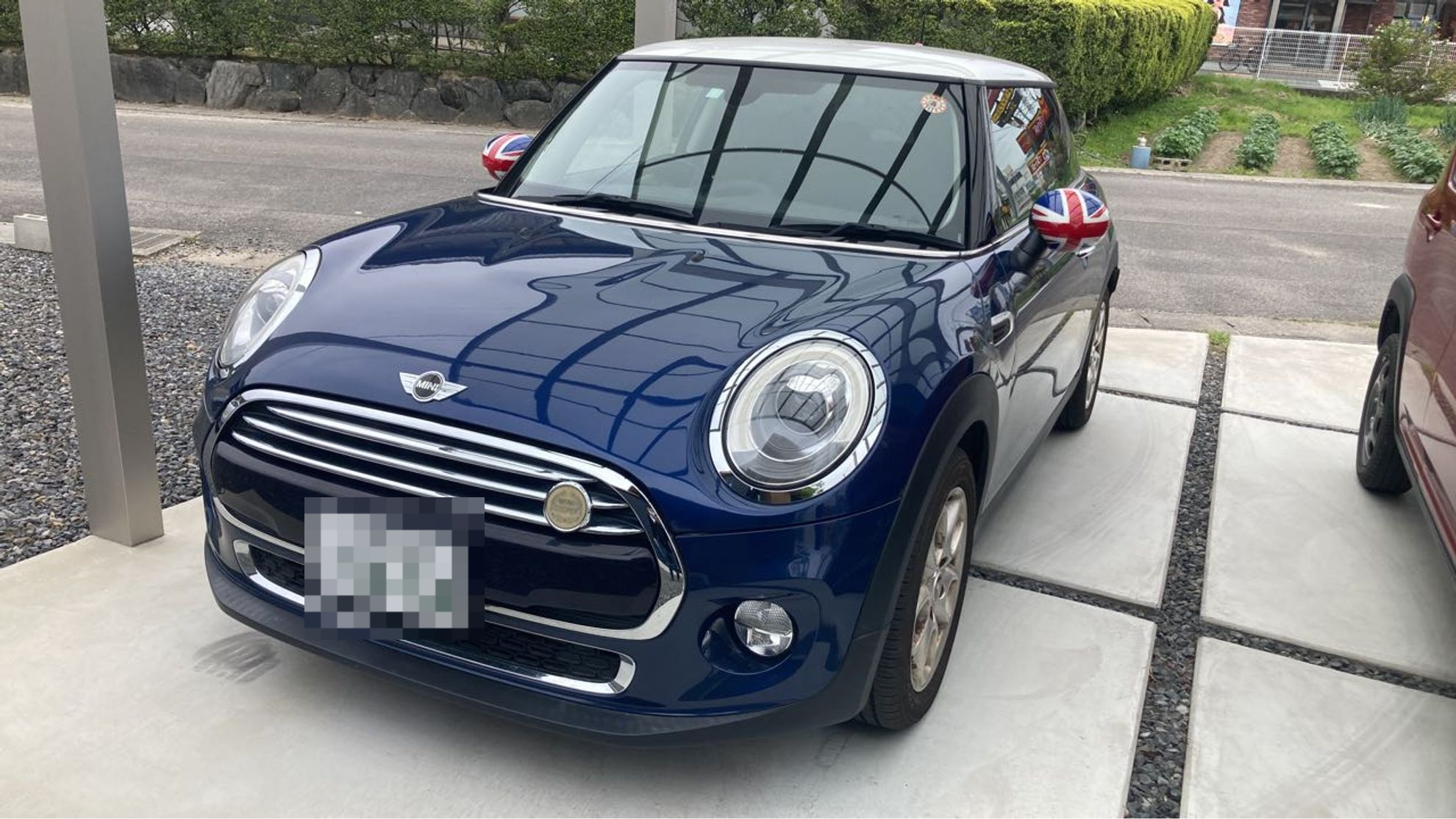 car_main_img