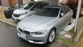 car_main_img