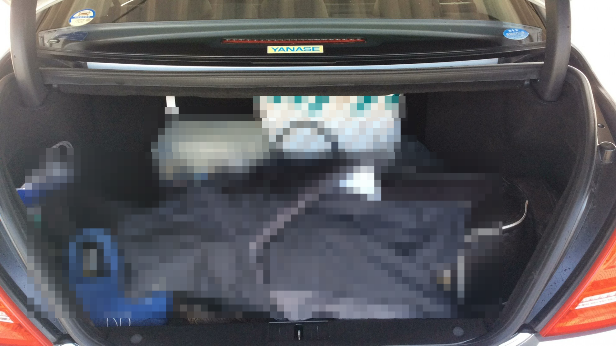 内装トランク