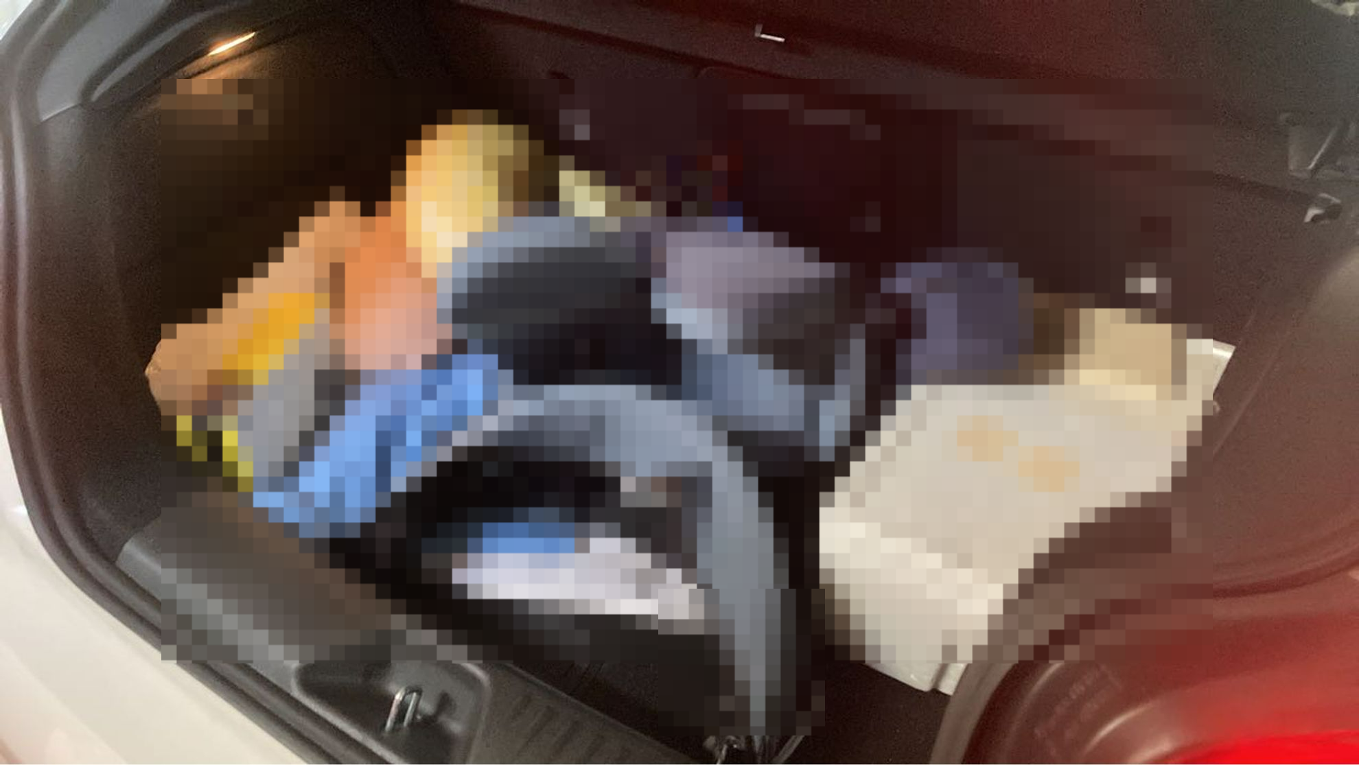 内装トランク