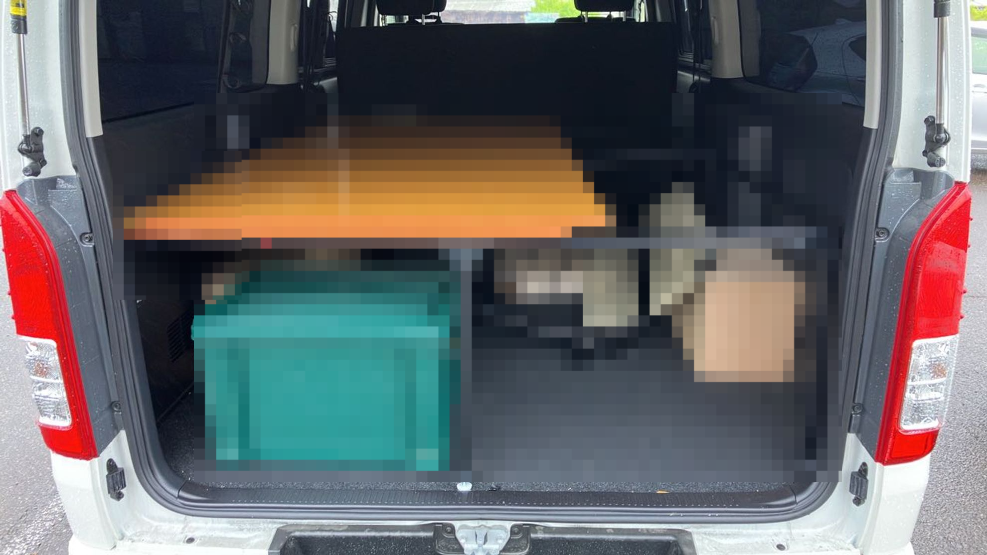 内装トランク